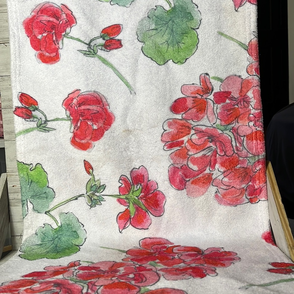 Vintage hot Pink Flowers, Geraniums Pink and Green, Hand towel